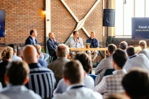 AI is alive but stuck in the starting blocks: 72% of companies get no further than plans and pilots